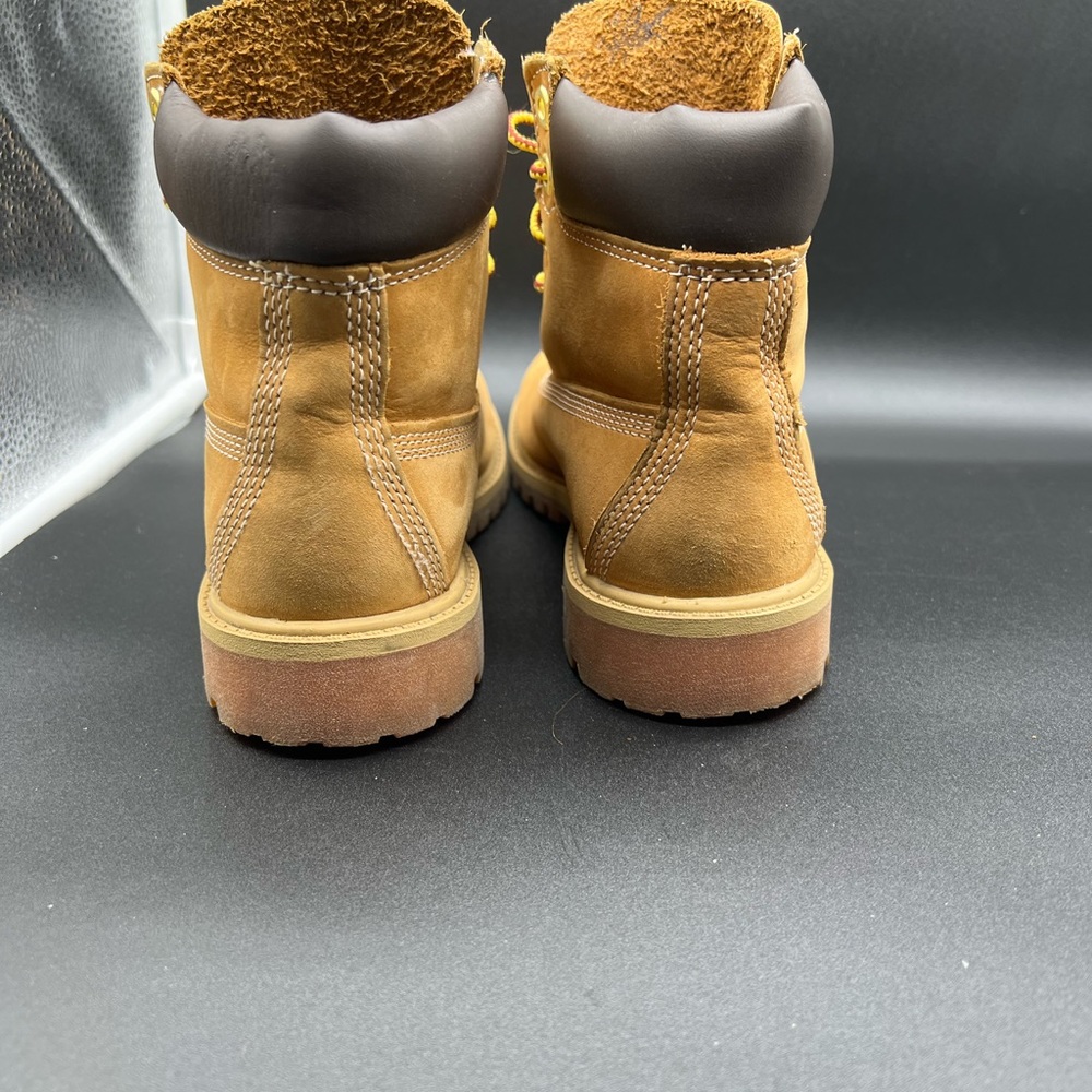 Timberland Premium Wheat Tan Boots Juniors/Kids Size 3.5 M  #12909 - Picture 2 of 11